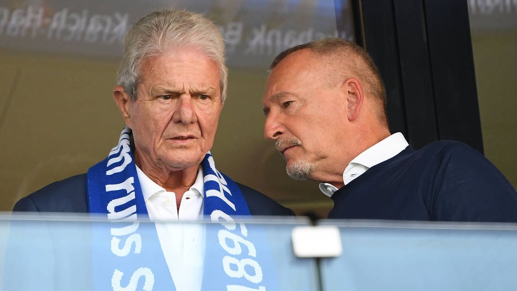 Seit Jahren enge Vertraute: Dietmar Hopp und Roger Wittmann 2018.