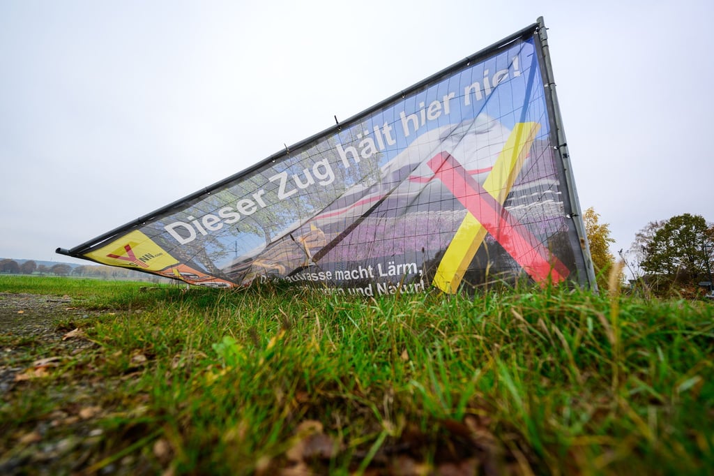 Im Heidekreis richten sich Bürgerinitiativen gegen eine neue ICE-Trasse.