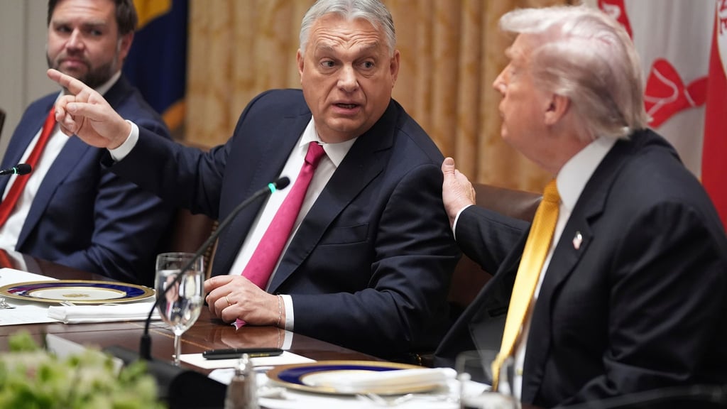 Berichten zufolge erlaubt Trump Ungarn eine Ausnahme für den Bezug von Öl aus Russland.