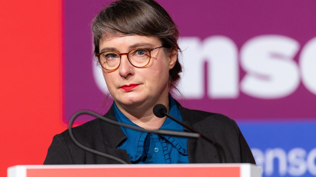 Ulrike Grosse-Röthig (Linke) kritisiert mangelnde Beteiligung ihrer Fraktion bei Plänen der Landesregierung zum Bürokratieabbau. (Archivbild)