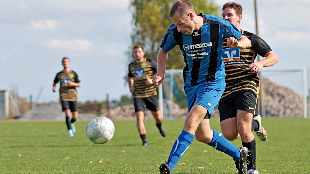 Bruno Kropf und der SC Seeland, hier im Duell gegen den FSV Drohndorf-Mehringen, wollen am Sonntag in Pretzien bestehen. 