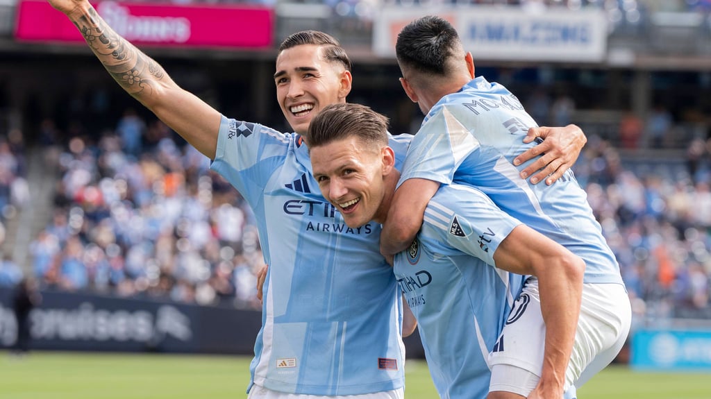 Hannes Wolf (2.v.r.) kann in New York wieder lachen.