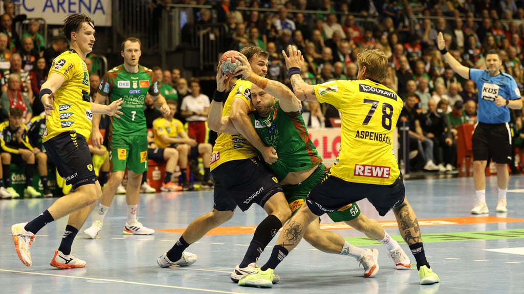 Oskar Bergendahl und der SCM mussten sich für den Heimsieg mit aller Kraft durch die Deckung der Rhein-Neckar Löwen kämpfen.