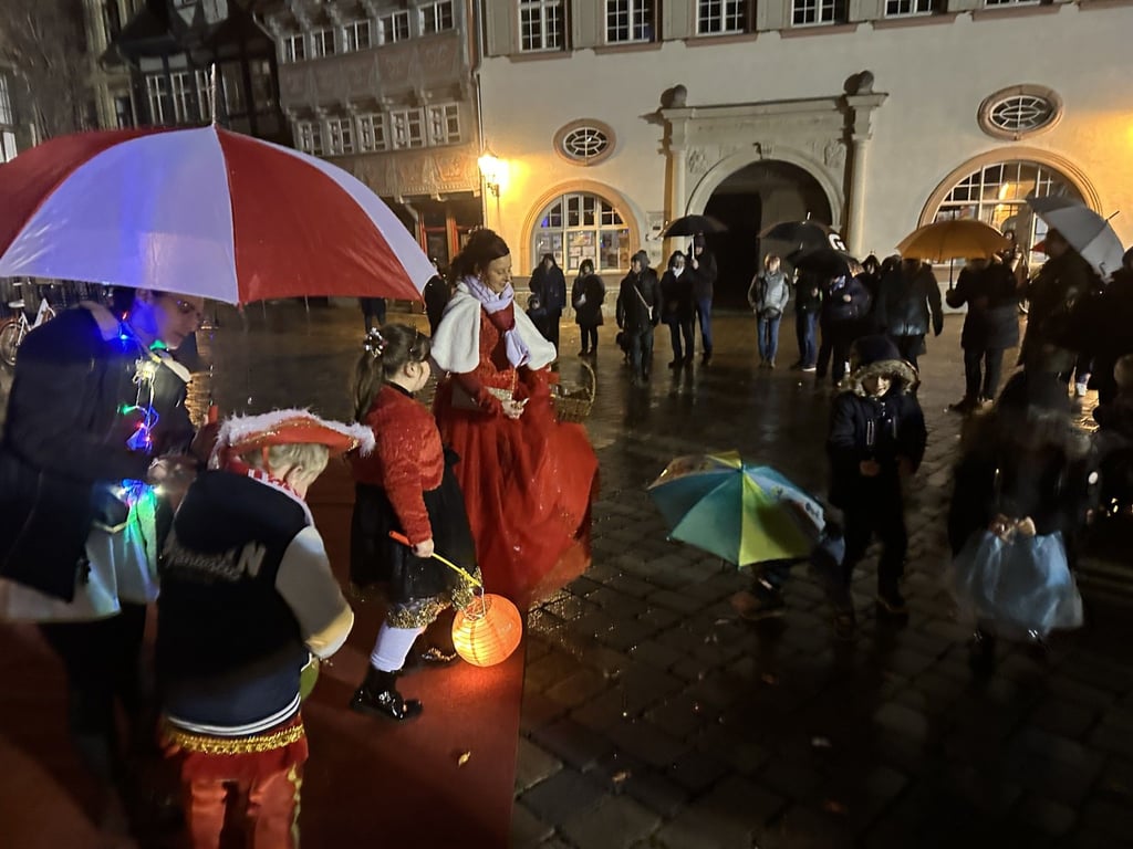 Zur Sessionseröffnung am 11.1.1. wird der Quedlinburger Carneval Verein  auch wieder mit Bonbons  auf die fünfte Jahreszeit einstimmen.