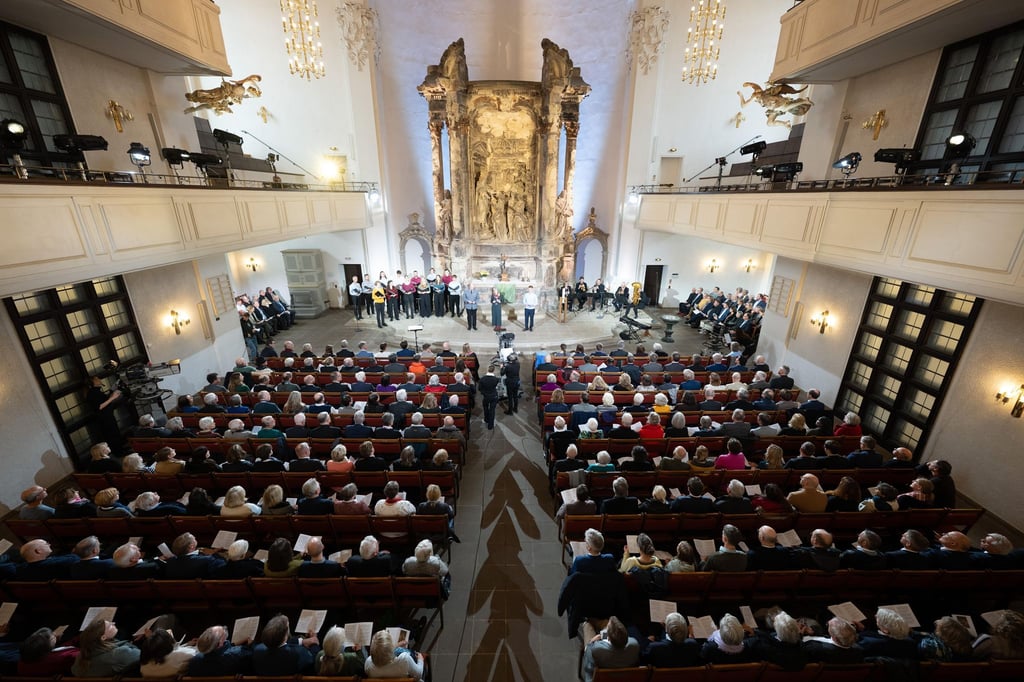 Die EKD-Ratsvorsitzende schlägt in der Frage des Friedens einen veränderten Kurs ein.