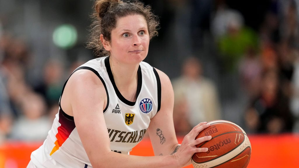 Romy Bär debütierte 2008 für das Nationalteam, 105 Länderspiele hat sie absolviert. 