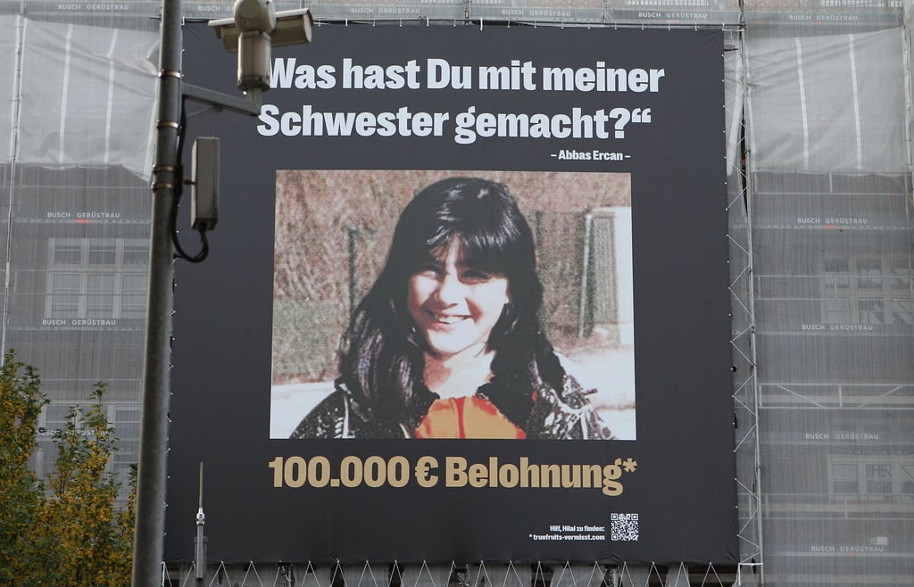 In Hamburg hängt das "True Fruits"-Plakat mit dem Bild von Hilal Ercan.