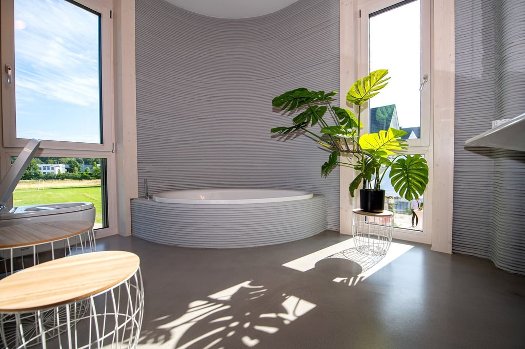 Weniger ist mehr: Durch hohe Luftfeuchtigkeit benötigen Badezimmerpflanzen meist weniger Wasser.