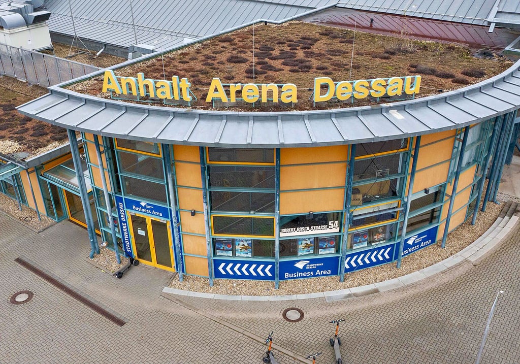 Kann die Anhalt-Arena von der Förderung des Bundes profitieren? Die Stadt will das versuchen.