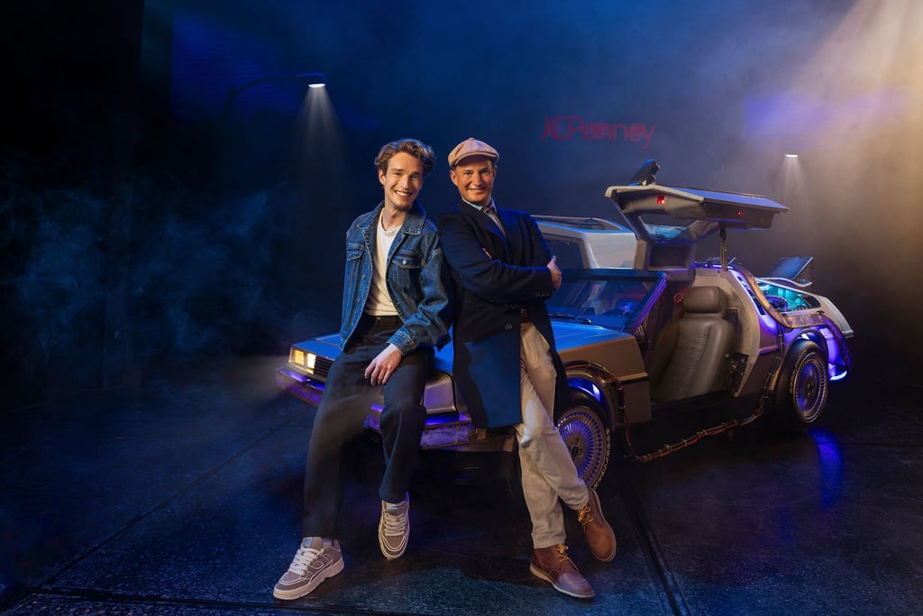 Ab in die Vergangenheit - und zwar mit dem DeLorean: Wer in Hamburg das Kultauto in dem Musical „Zurück in die Zukunft“ fahren darf, steht jetzt fest. Es sind die Musicaldarsteller Raphael Groß und Jan Kersjes.