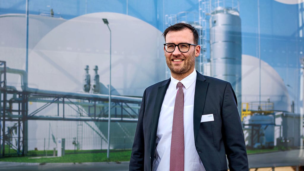 Große Verantwortung für den  39-jährigen Jan Kunath: Er ist der Chef der Zuckerfabrik und für den Bau der neuen Biogasanlage verantwortlich. 