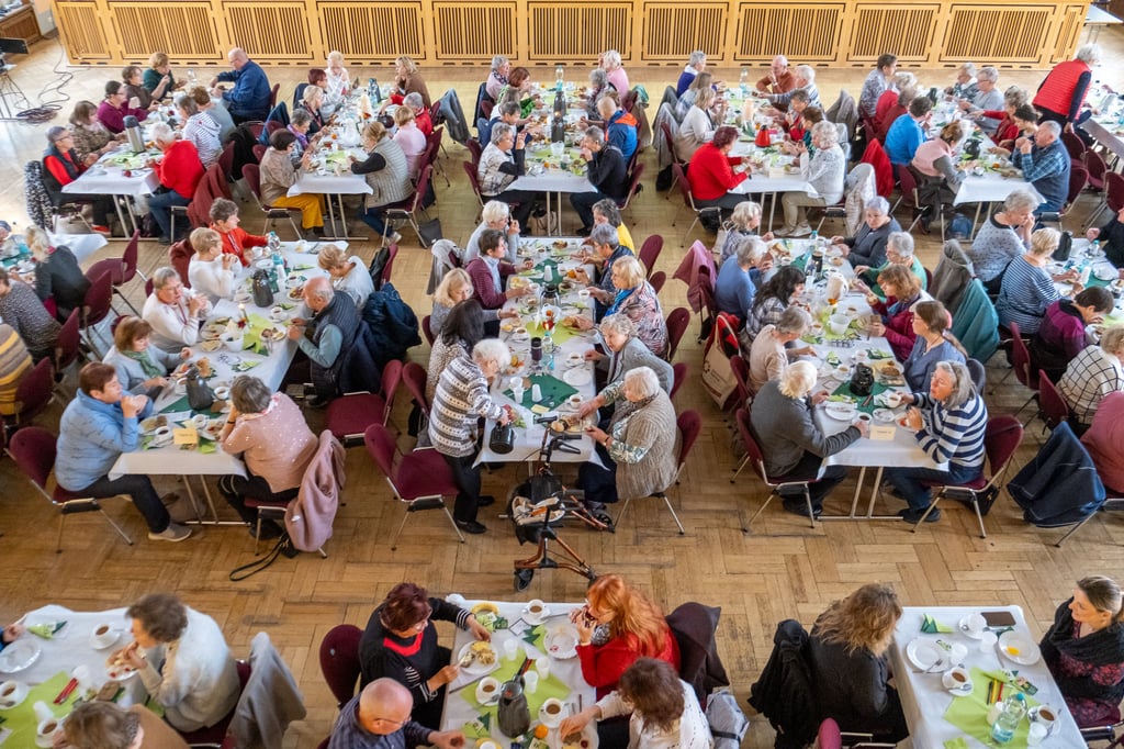 Frühstückstreffen im Hyzet-Klubhaus 
