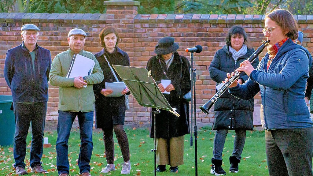 Lea Baerthold sorgte auf der Klarinette für die musikalische Begleitung der Gedenkveranstaltung.