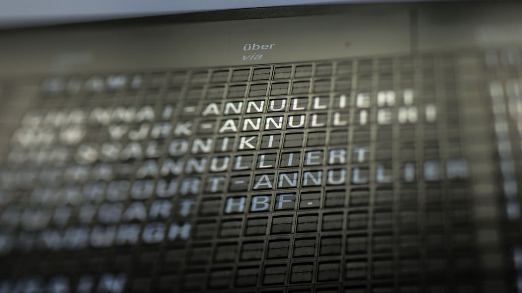 Eine der vielen Folgen des US-Shutdowns waren Tausende Flugausfälle und Verspätungen, die Reisenden zugesetzt haben.