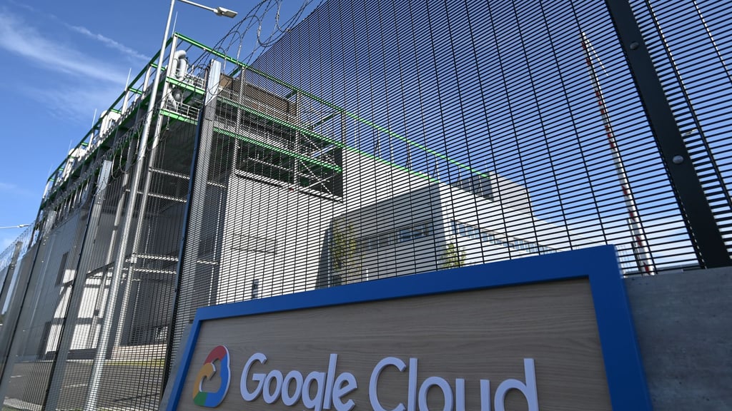 Google konzentriert sich mit seinen deutschen Rechenzentren auf den Großraum Frankfurt, auch weil sich in der Nähe der große Internetknoten DE-CIX befindet. (Archivbild)