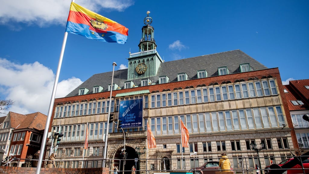Nach personellen Konsequenzen bei der Stadt Emden wegen Korruptionsermittlungen haben auch die Stadtwerke Maßnahmen bestätigt. (Archivfoto)