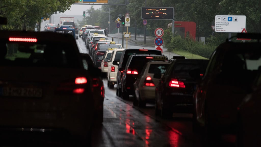Eine Übung im Tunnel Flughafen Berlin sorgte für eine nächtliche Sperrung. (Archivbild)