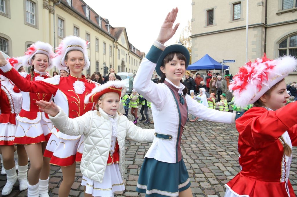 Der Bernburger Karnevalsclub holt sich zum Rathaussturm am 11.11. den Stadtschlüssel. 
