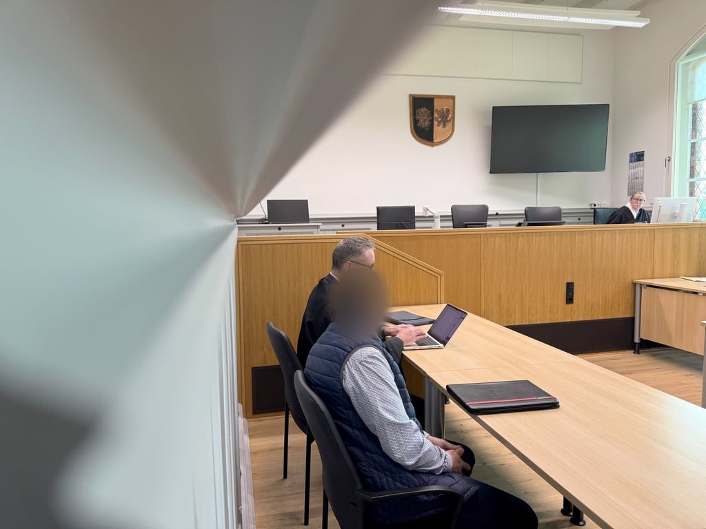 Das Berufungsverfahren wurde ohne ein weiteres Urteil eingestellt. Dafür einigten sich die Parteien auf die Zahlung von Schmerzensgeld.