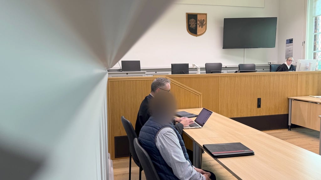 Der Angeklagte fuhr im Sommer 2024 einen damals 13-jährigen Schüler an. (Archivbild)