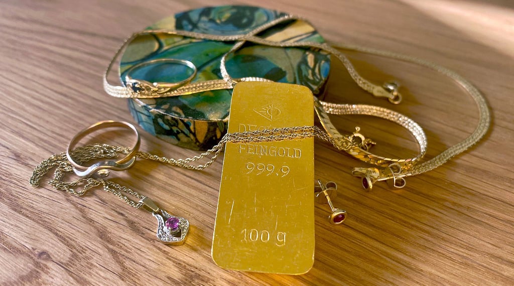 Wer Wertgegenstände verkaufen will, sollte nach seriösen Ankäufern suchen. 