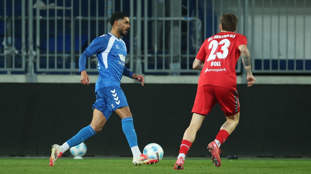 Tarek Chahed vom 1. FC Magdeburg spielte 45 Minuten.