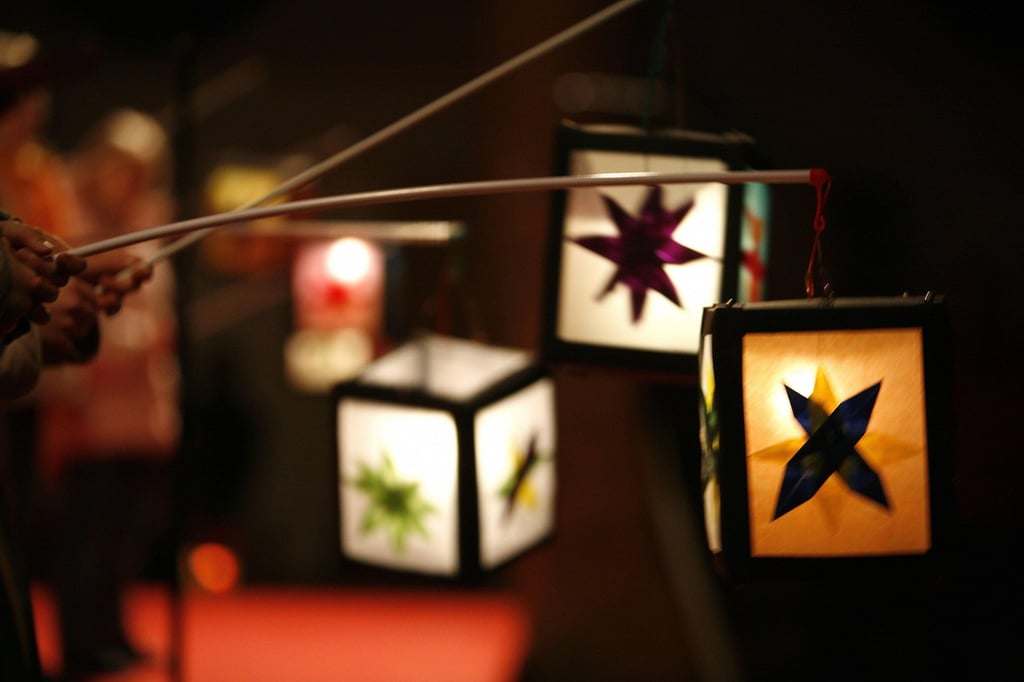 In Magdeburg gibt es mehrere Umzüge mit Lampion und Laterne.