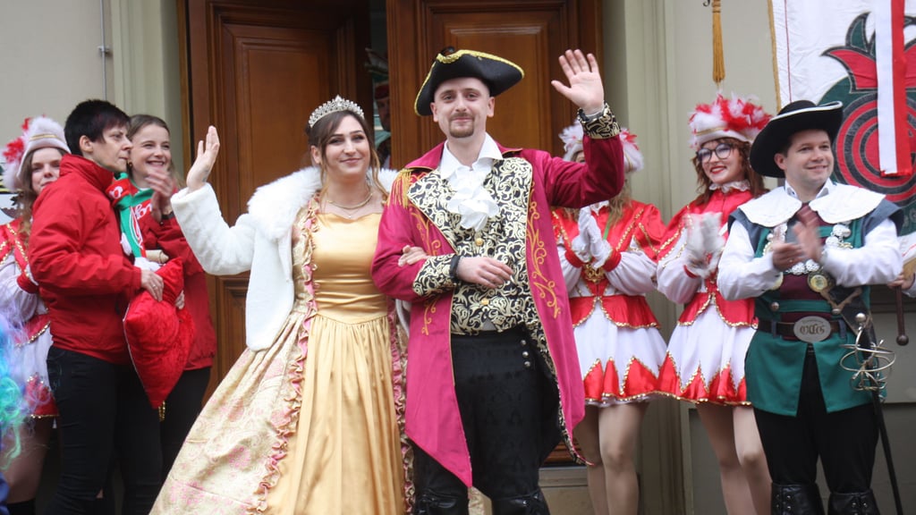 Das neue Prinzenpaar von Osterburg: Prinzessin Celina von der schnellen Spritze und Leonard von der Pflege mit Herz.