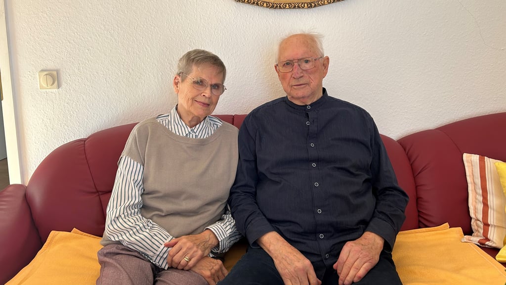 Helga und Werner Trumpf aus Magdeburg feiern ihren 70. Hochzeitstag. 
