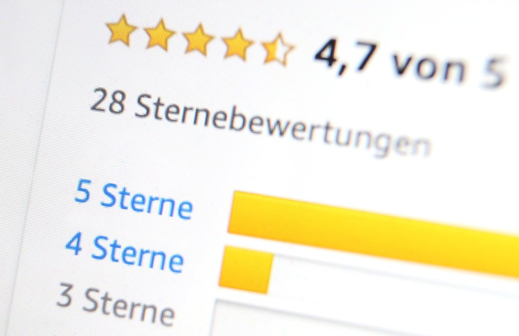 Bewertungen auf Webseiten sind ohnehin mit Vorsicht zu genießen. Online-Händler müssen zudem darauf hinweisen, wie die Bewertungen zustanden kommen.