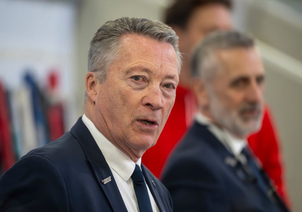 Banger Blick nach Mailand: Eishockey-Bundestrainer Harold Kreis