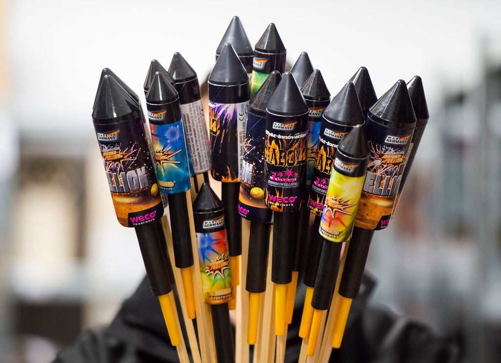 Auf das klassische Silvesterfeuerwerk verzichten die meisten Deutschen laut einer Umfrage. (Symbolbild)