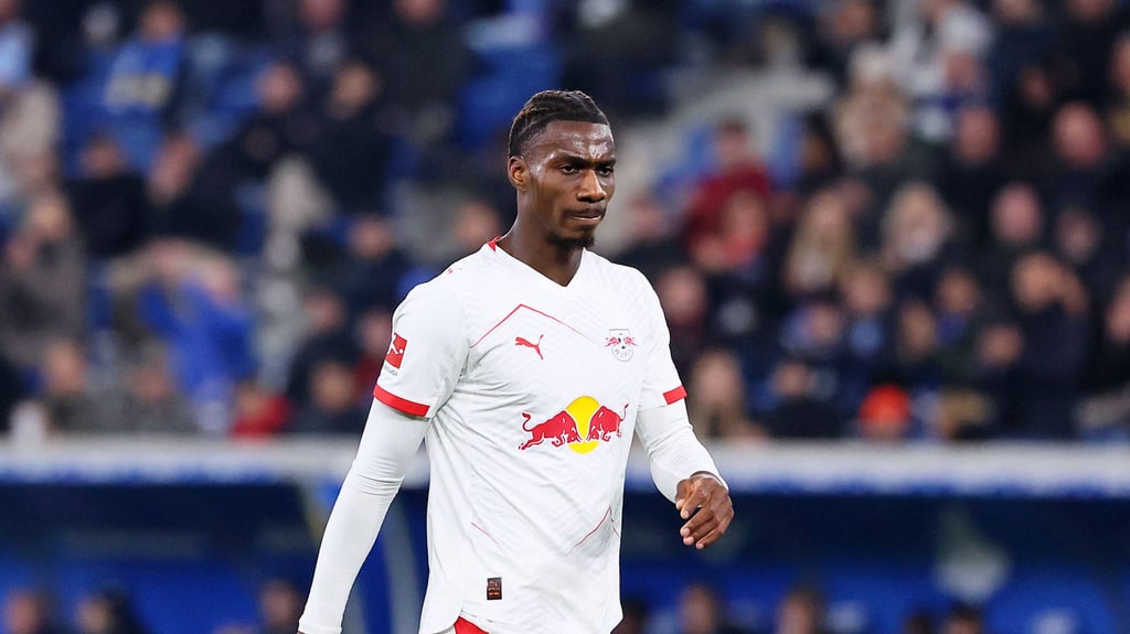 Ezekiel Banzuzi im Spiel für RB Leipzig.