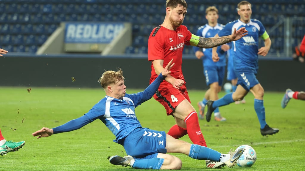 Der FCM um Leon Mergner wehrte die Angriffe der Gäste ab.