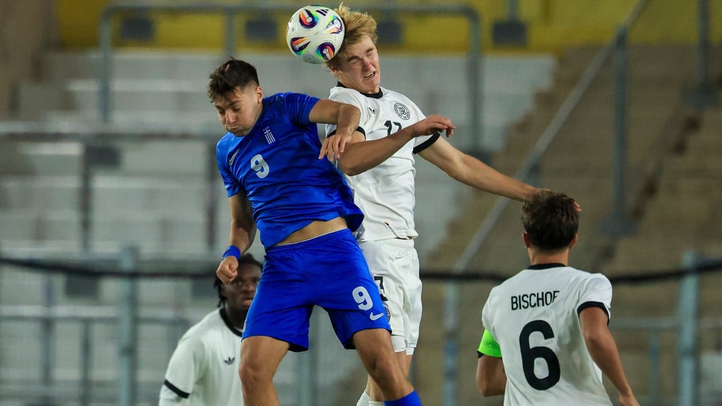 Fällt für die U21-Partien aus: Tom Rothe (r.) von Union Berlin. (Archiv)