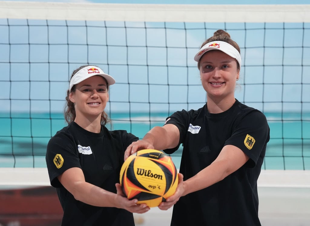 Derzeit das beste deutsche Frauen-Team: Cinja Tillmann (l) und Svenja Müller. (Archivbild)