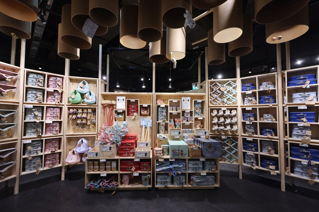 Der moderne und ruhige Stil von Søstrene Grene kommt bei Kunden an.