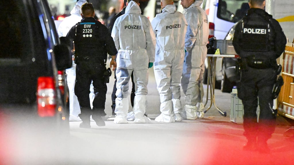 Ein junger Mann muss wegen Mordes mehrere Jahre in Haft. (Foto-Archiv)