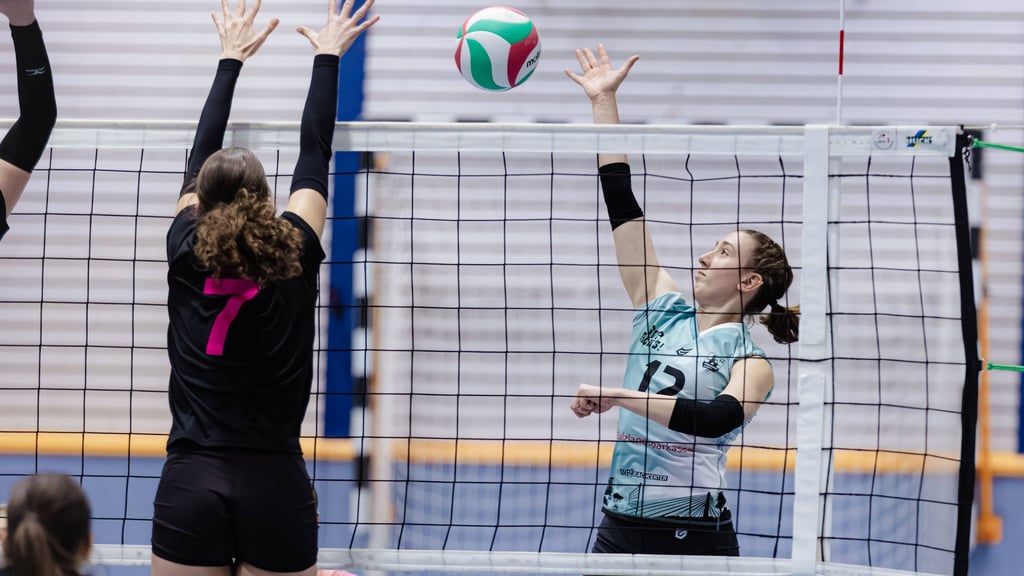 Lena Timme (rechts) war MVP für den SV Pädagogik Schönebeck im Auswärtsspiel gegen Potsdam.