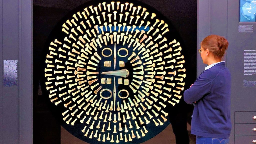 Hortfund von Dieskau:  292 Beile, zwei Doppeläxte, eine Stabdolchklinge