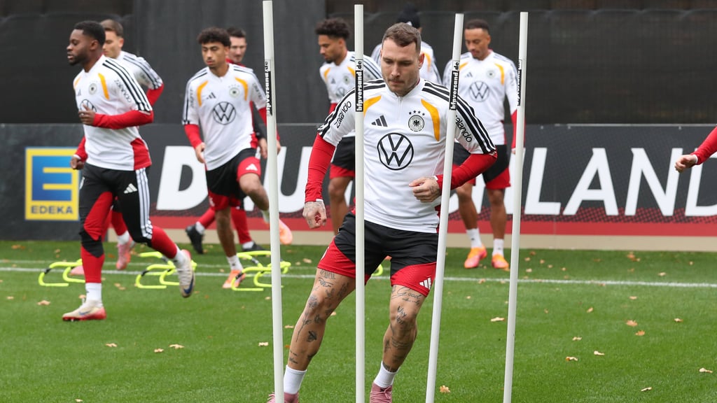RB Leipzigs Nationalspieler David Raum beim Training mit der DFB-Elf.
