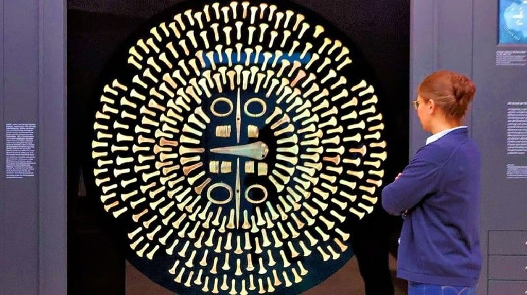 Hortfund von Dieskau: 292 Beile, zwei Doppeläxte, eine Stabdolchklinge.