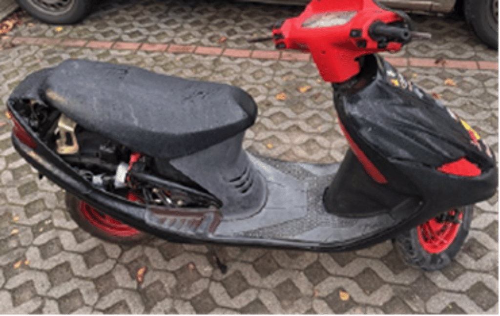 Wer erkennt diesen Motorroller der Marke Sanyang?