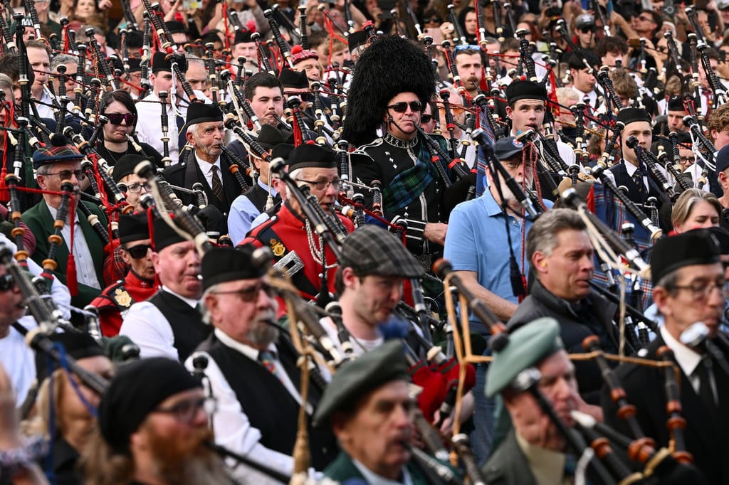 Eine von AC/DC's berühmtesten Rockhymnen erfüllte die Innenstadt.