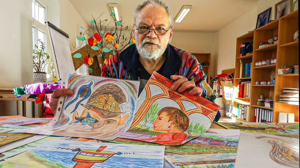 Peter Enuschat wird im Sozialtherapeutischen Zentrum Gut Priemern bei Seehausen (Altmark) betreut und malt für sein Leben gern. 