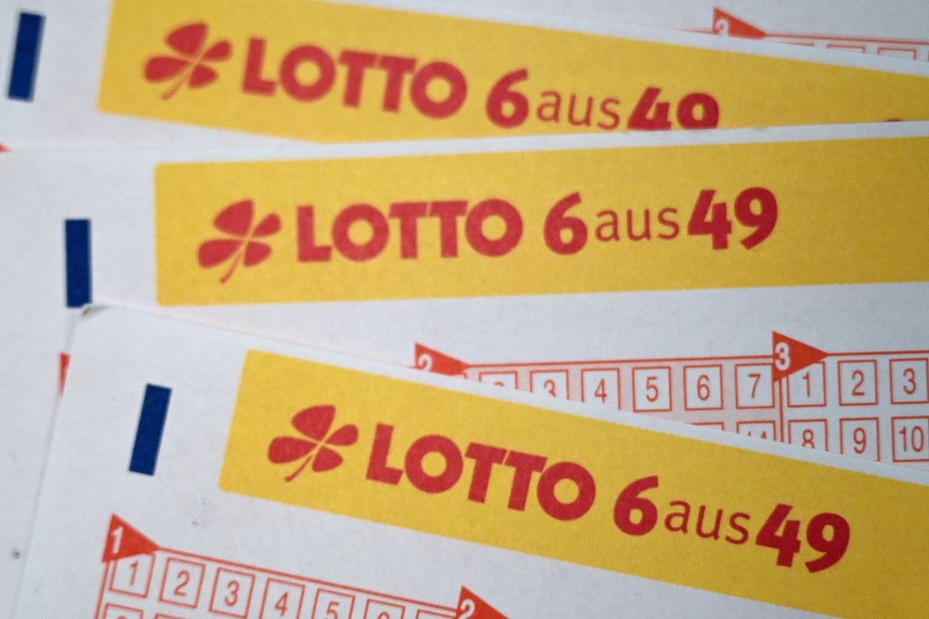 Auf einen Lotto-Spieler aus Niedersachsen wartet ein Millionengewinn. (Symbolbild)