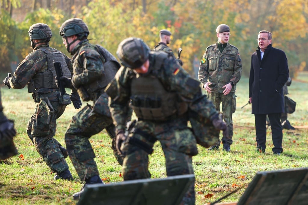 Der Wehrdienst soll zunächst freiwillig bleiben. (Symbolbild)