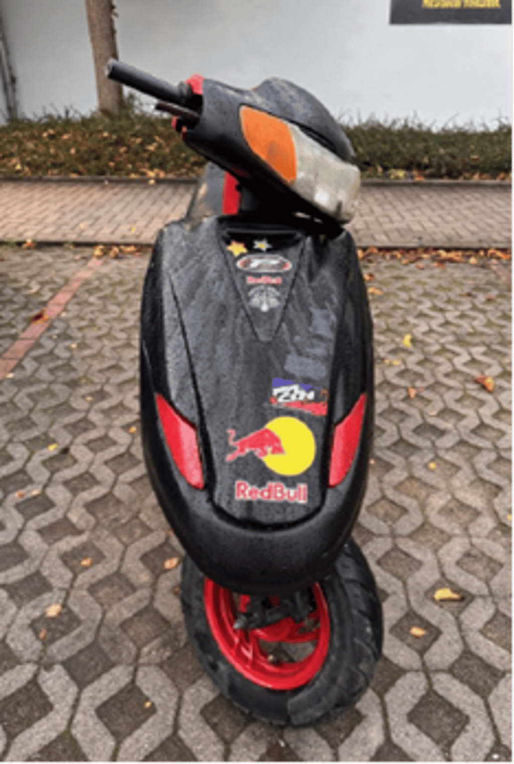 Dieser Motorroller wurde durch die Polizei in Burg sichergestellt.