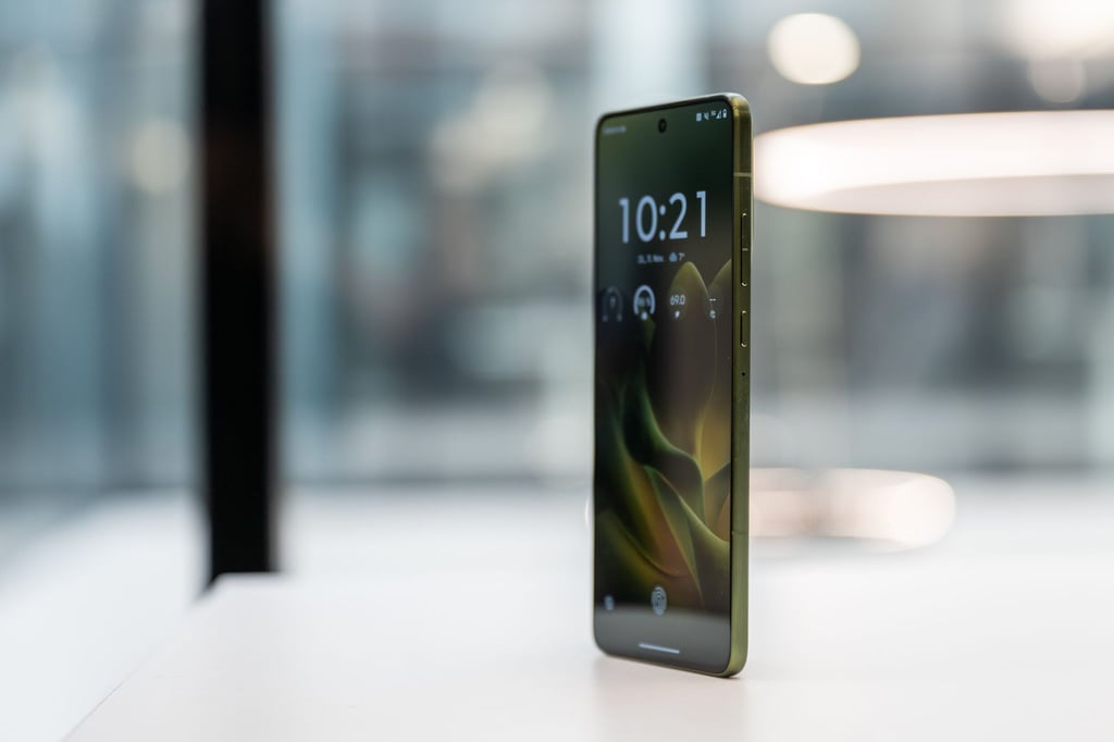 Setzt Akzente: Das 5,9 Millimeter flache Motorola Edge 70.