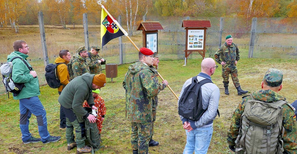 Das Denkmal  bei  Wülperode gibt  Informationen über Grenzverlauf und frühere Sicherungsanlagen. 